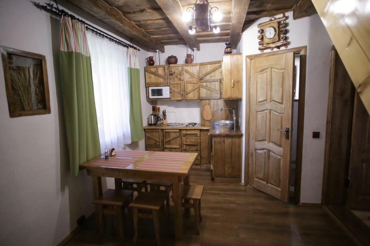 Еко Дім З Соломи Villa nghỉ mát nghỉ mát Solochin Ngoại thất bức ảnh